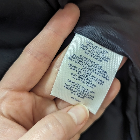 Land's End Vest, Size Small - Picture 5 of 8